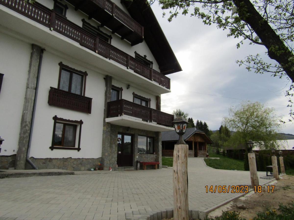 Ograda De La Munte Villa Törcsvár Kültér fotó